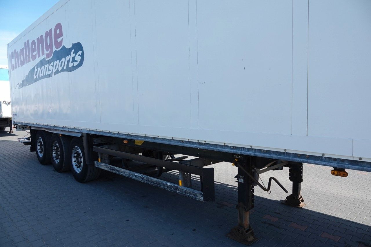 Schmitz Cargobull KONTENER KOFFER / WINDA MBB / SAF / SPROWADZONA - Chladírenský návěs: obrázek 5 Schmitz Cargobull KONTENER KOFFER / WINDA MBB / SAF / SPROWADZONA - Chladírenský návěs: obrázek 5