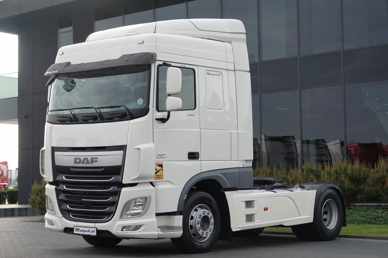 DAF XF 460 / SPACE CAB / OPONY 100% / SPROWADZONY / - Tahač: obrázek 4 DAF XF 460 / SPACE CAB / OPONY 100% / SPROWADZONY / - Tahač: obrázek 4