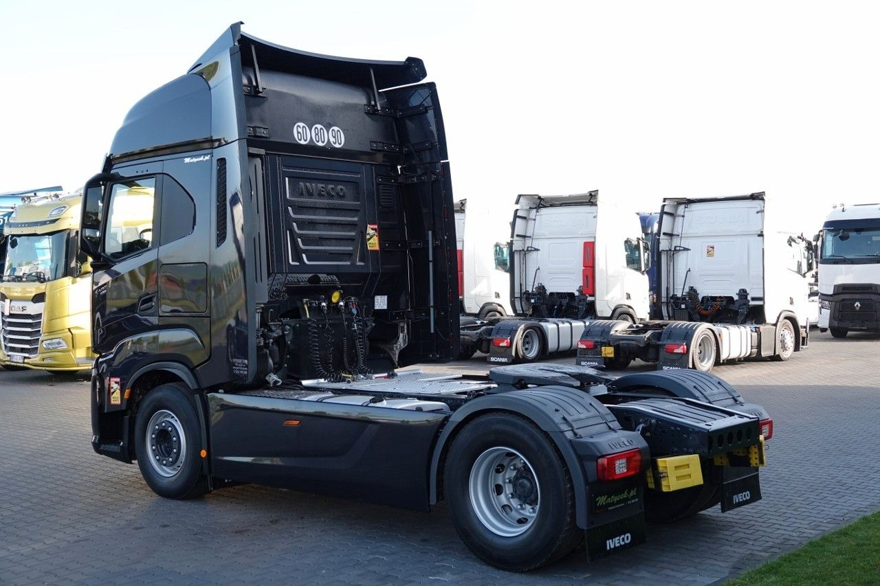Iveco S-WAY / 530 / RETARDER / I-PARK COOL / FULL AIRM - Tahač: obrázek 4 Iveco S-WAY / 530 / RETARDER / I-PARK COOL / FULL AIRM - Tahač: obrázek 4