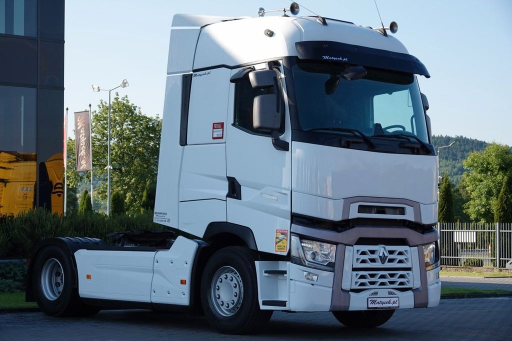 Renault T 520 / 13L / MAXISPACE / RETARDER / SALONKA Renault T 520 / 13L / MAXISPACE / RETARDER / SALONKA - Tahač: obrázek 1 Renault T 520 / 13L / MAXISPACE / RETARDER / SALONKA Renault T 520 / 13L / MAXISPACE / RETARDER / SALONKA - Tahač: obrázek 1