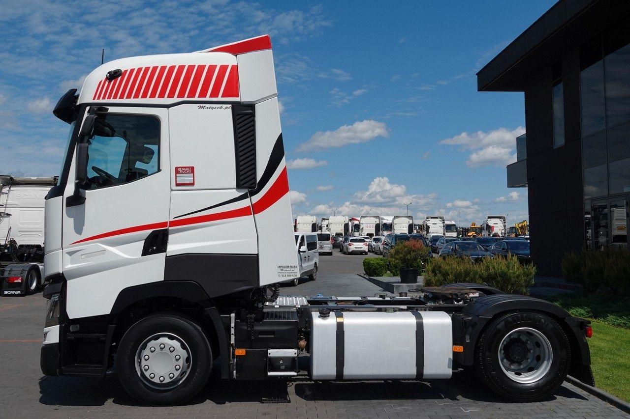 Renault T 520 / HIGH CAB / PO KONTRAKCIE SERWISOWYM - Tahač: obrázek 3 Renault T 520 / HIGH CAB / PO KONTRAKCIE SERWISOWYM - Tahač: obrázek 3