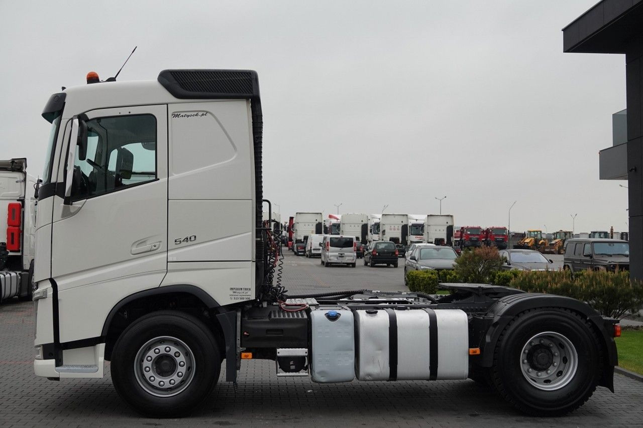 Volvo FH 540 /HYDRAULIKA DWUOBWODOWA / NISKA KABINA - Tahač: obrázek 3 Volvo FH 540 /HYDRAULIKA DWUOBWODOWA / NISKA KABINA - Tahač: obrázek 3