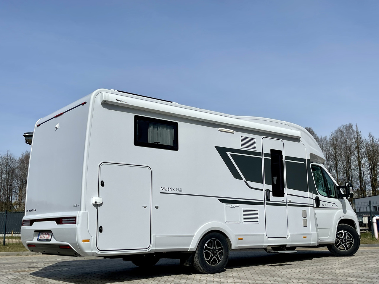 ADRIA Matrix 670 SL - Polointegrovaný obytný vůz: obrázek 3 ADRIA Matrix 670 SL - Polointegrovaný obytný vůz: obrázek 3