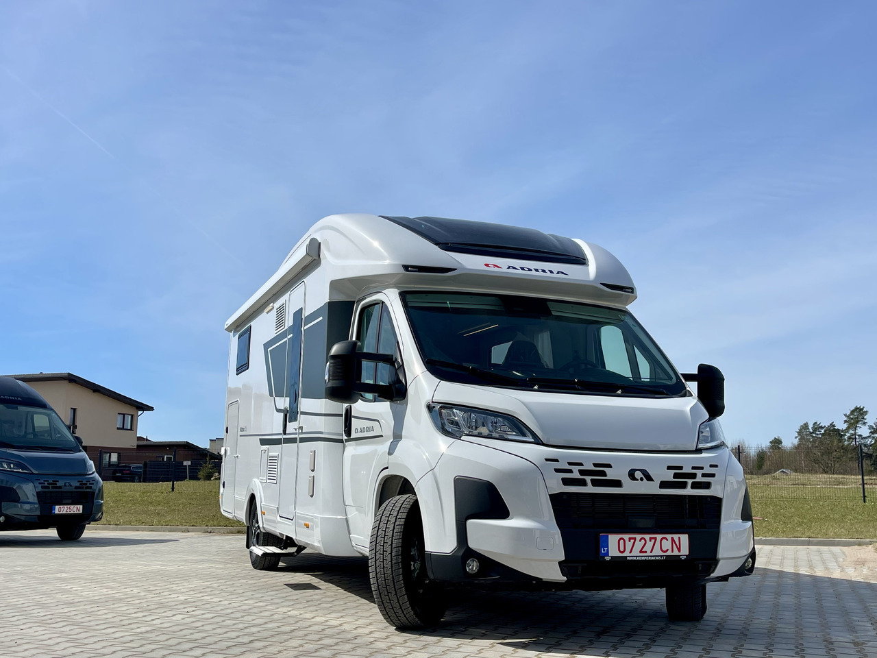 ADRIA Matrix 670 SL - Polointegrovaný obytný vůz: obrázek 2 ADRIA Matrix 670 SL - Polointegrovaný obytný vůz: obrázek 2