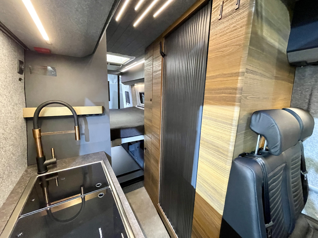 ADRIA Super Twin 700 SGX - Obytná dodávka: obrázek 5 ADRIA Super Twin 700 SGX - Obytná dodávka: obrázek 5