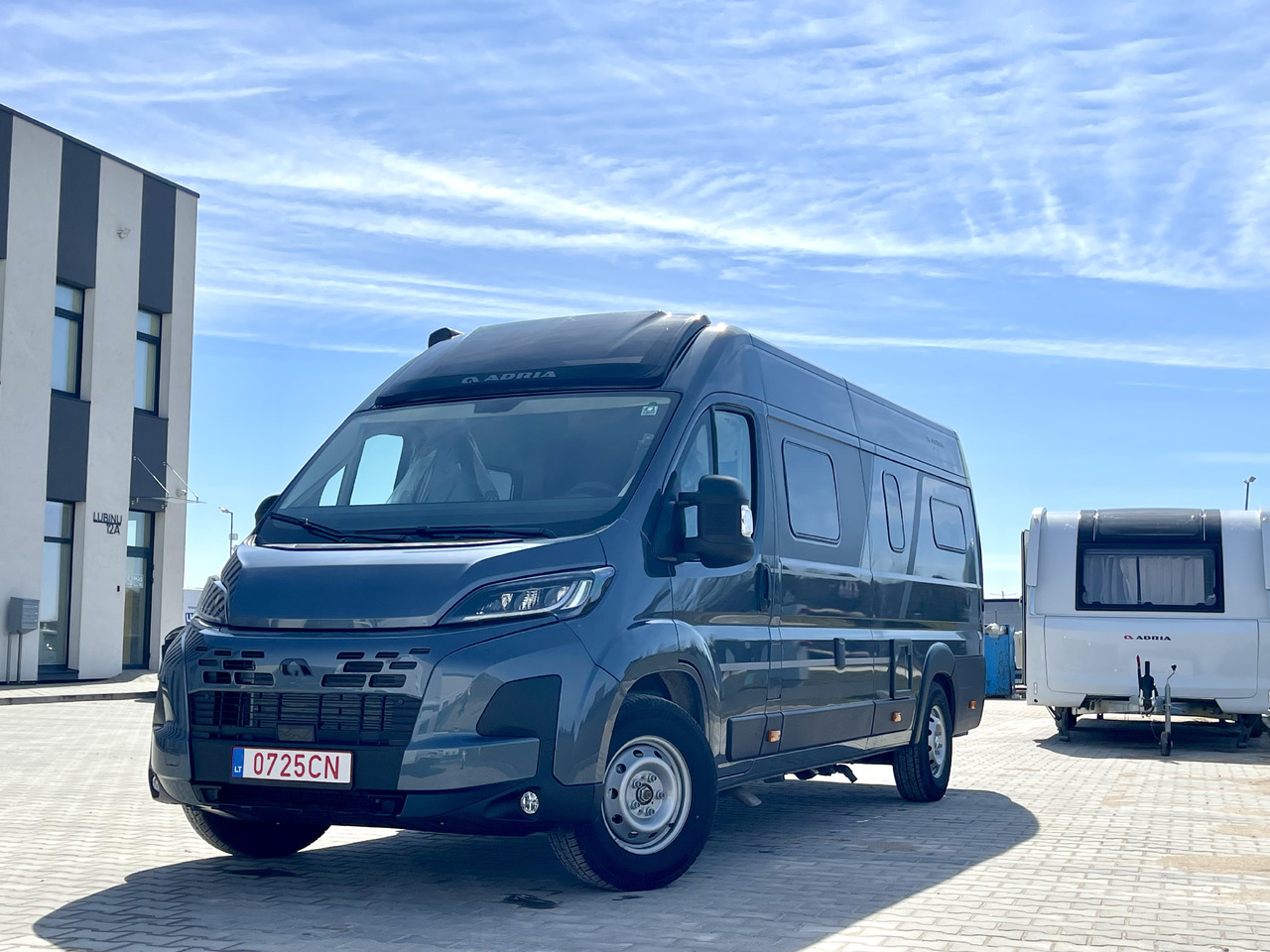 ADRIA TWIN 640 SGX - Obytná dodávka: obrázek 2 ADRIA TWIN 640 SGX - Obytná dodávka: obrázek 2