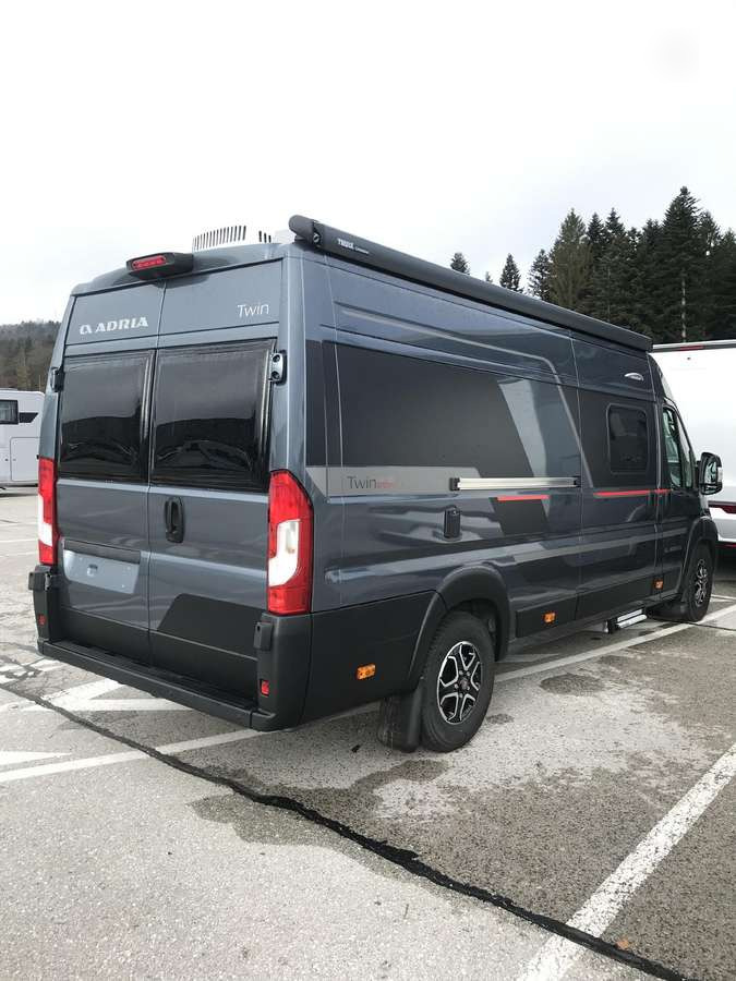 ADRIA Twin Sport 640 SG - Obytná dodávka: obrázek 3 ADRIA Twin Sport 640 SG - Obytná dodávka: obrázek 3