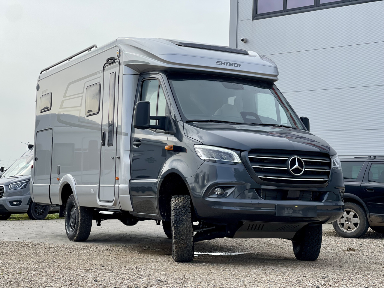 HYMER / ERIBA MLT 580 4x4 - Polointegrovaný obytný vůz: obrázek 1 HYMER / ERIBA MLT 580 4x4 - Polointegrovaný obytný vůz: obrázek 1