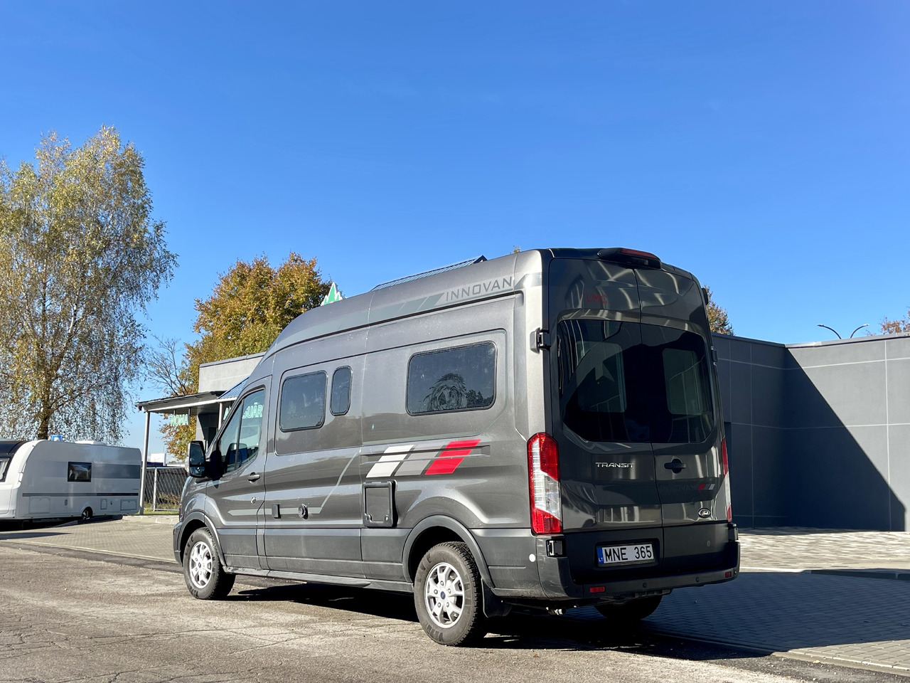 LCM Innovan 590 - Obytná dodávka: obrázek 4 LCM Innovan 590 - Obytná dodávka: obrázek 4