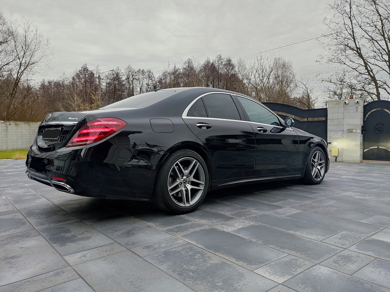 MERCEDES-BENZ S350D 4-matic 9G-tronic - Osobní auto: obrázek 4 MERCEDES-BENZ S350D 4-matic 9G-tronic - Osobní auto: obrázek 4