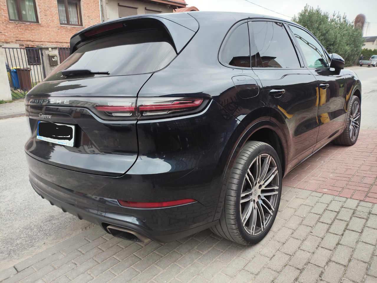 PORSCHE CAYENNE - Osobní auto: obrázek 1 PORSCHE CAYENNE - Osobní auto: obrázek 1
