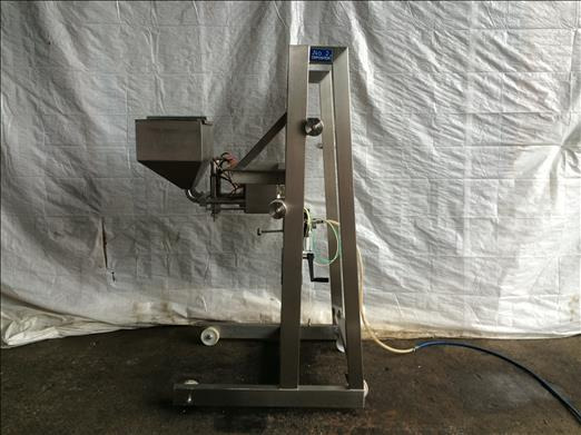 Apple Engineering MD65 Four head pneumatic depositor - Potravinářský stroj: obrázek 1 Apple Engineering MD65 Four head pneumatic depositor - Potravinářský stroj: obrázek 1