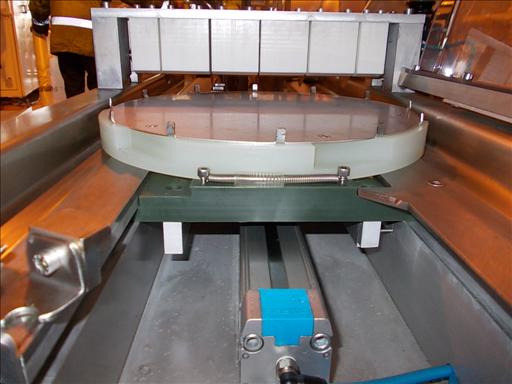 Potravinářský stroj NNP Traversing and rotating head party food cutter: obrázek 6