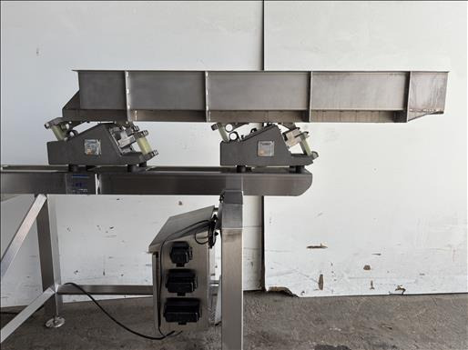 Polar Systems Vibratory conveyor - Dopravník: obrázek 2 Polar Systems Vibratory conveyor - Dopravník: obrázek 2