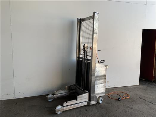 Syspal Tote bin lifter - Potravinářský stroj: obrázek 2 Syspal Tote bin lifter - Potravinářský stroj: obrázek 2
