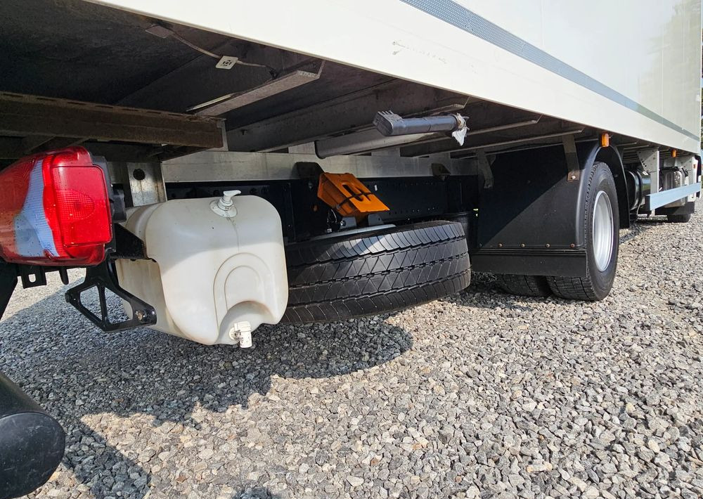 Skříňový nákladní auto MAN TGL 12.250/KONTENER/IZOTERMA/WINDA/2019R/EURO 6/PEŁEN SERWIS/SPROWADZONY/ZADBANY/JAK NOWY/ KSIĄŻKA SERWISOWA/E6/17 PALET: obrázek 20