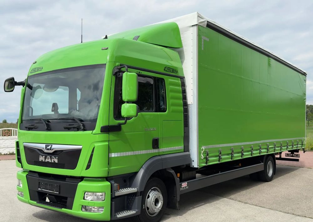 MAN TGL12.250/E6/20PALET/10.2018/SERWISOWANY/NISKI PRZEBIEG/WINDA/FIRANKA//JAK NOWY/SERWISOWANY - Plachtový nákladní auto: obrázek 1 MAN TGL12.250/E6/20PALET/10.2018/SERWISOWANY/NISKI PRZEBIEG/WINDA/FIRANKA//JAK NOWY/SERWISOWANY - Plachtový nákladní auto: obrázek 1
