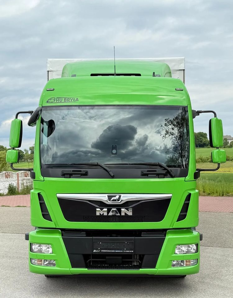 MAN TGL12.250/E6/20PALET/10.2018/SERWISOWANY/NISKI PRZEBIEG/WINDA/FIRANKA//JAK NOWY/SERWISOWANY - Plachtový nákladní auto: obrázek 3 MAN TGL12.250/E6/20PALET/10.2018/SERWISOWANY/NISKI PRZEBIEG/WINDA/FIRANKA//JAK NOWY/SERWISOWANY - Plachtový nákladní auto: obrázek 3