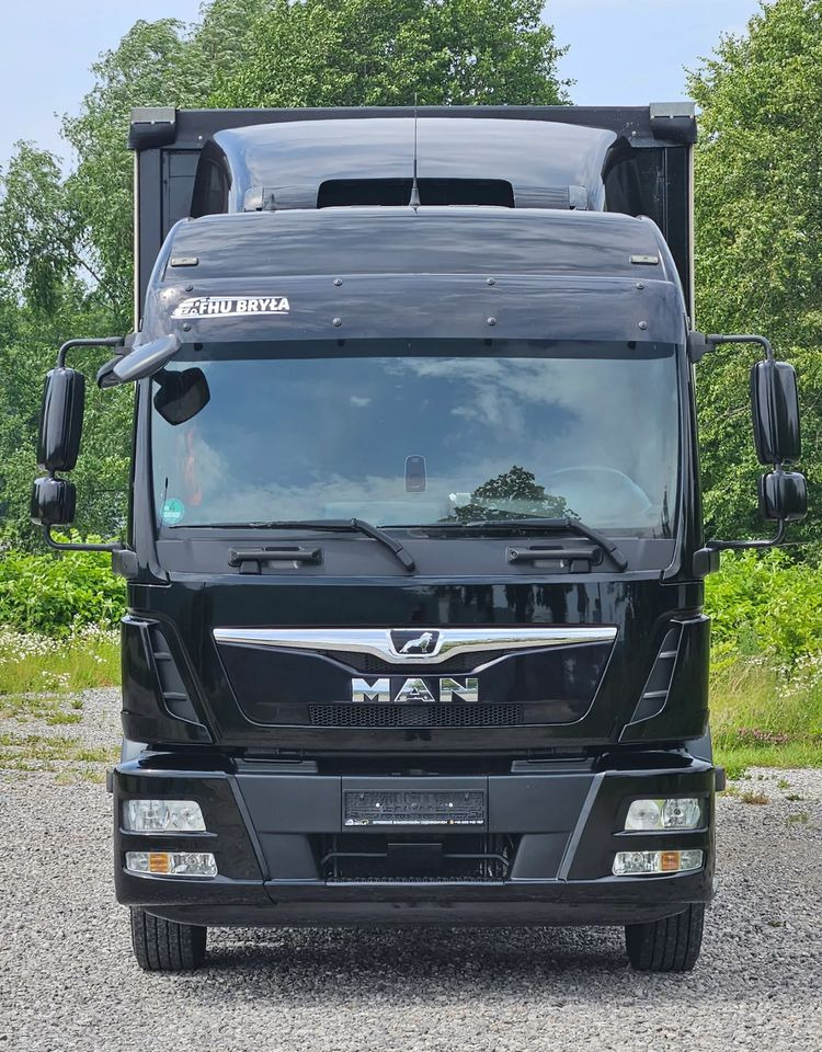MAN TGM 15.290 / FIRANKA / 2019R / SPROWADZONY/ 7500 ŁADOWNOŚĆ / 18 PALET / E6 / JAK NOWY / WINDA / - Plachtový nákladní auto: obrázek 3 MAN TGM 15.290 / FIRANKA / 2019R / SPROWADZONY/ 7500 ŁADOWNOŚĆ / 18 PALET / E6 / JAK NOWY / WINDA / - Plachtový nákladní auto: obrázek 3