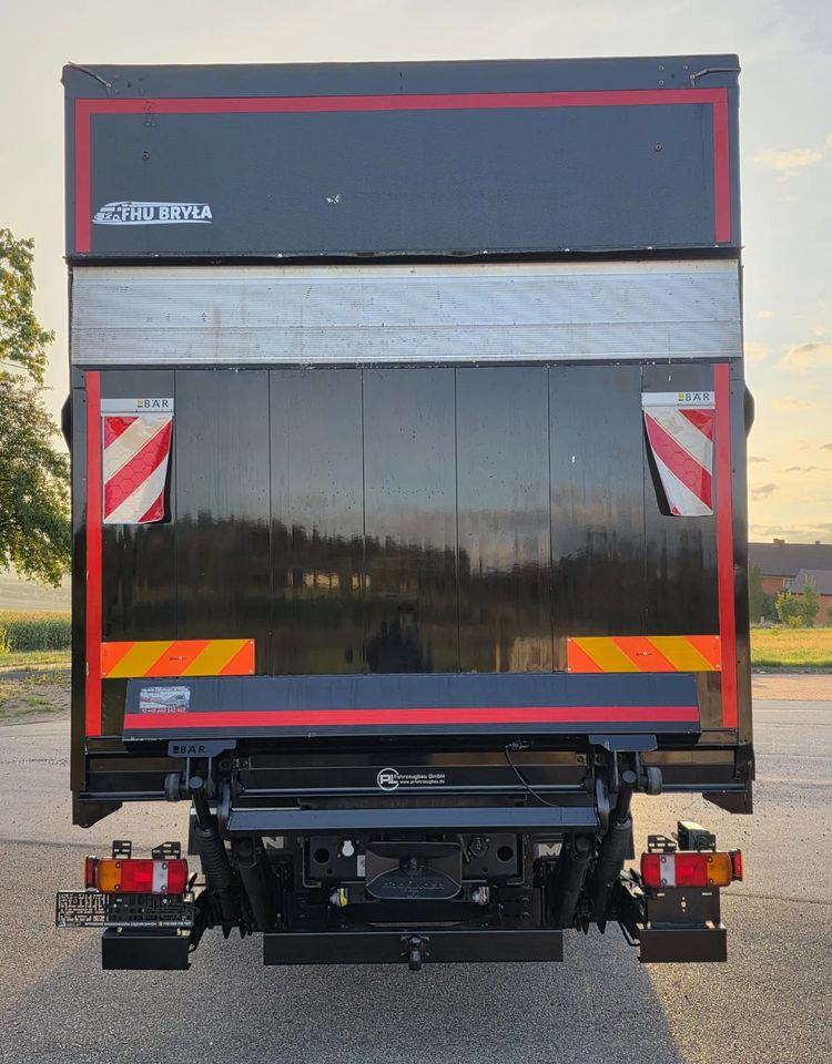 Plachtový nákladní auto MAN TGM 15.290 / FIRANKA / 2019R / SPROWADZONY/ 7500 ŁADOWNOŚĆ / 18 PALET / E6 / JAK NOWY / WINDA /: obrázek 6