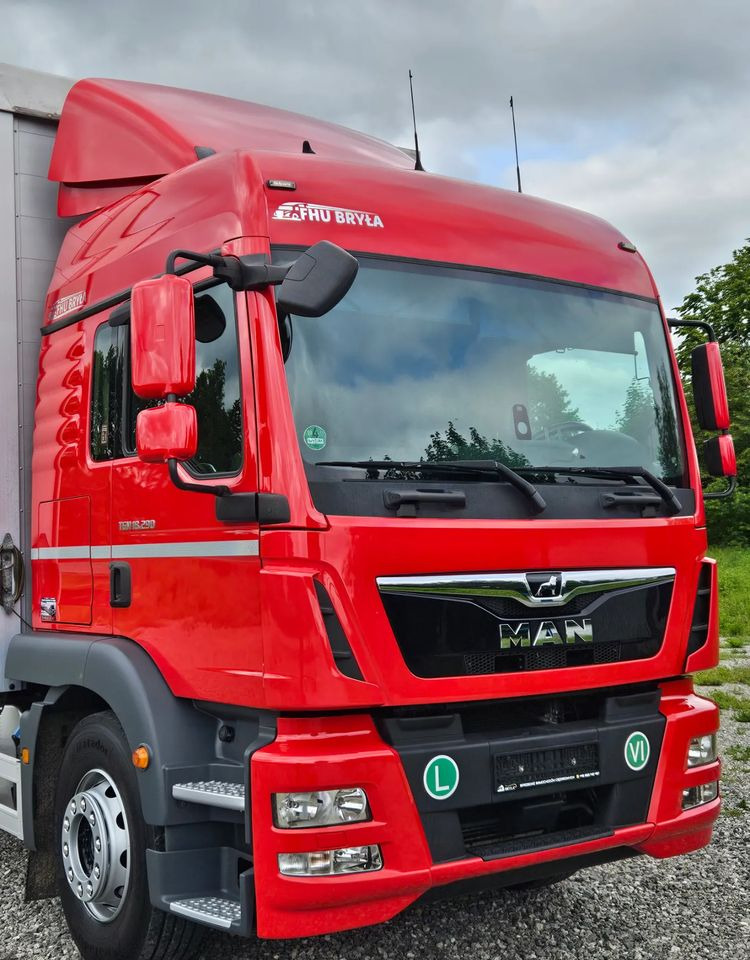 MAN TGM 18.290/15.290/E6/21PALET/9400 ŁADOWNOŚĆ/SERWISOWANY/NISKI PRZEBIEG/WINDA/FIRANKA/SPROWADZONY/2019/NISKI PRZEBIEG/PIERWSZY WŁAŚCICIEL/ - Plachtový nákladní auto: obrázek 5 MAN TGM 18.290/15.290/E6/21PALET/9400 ŁADOWNOŚĆ/SERWISOWANY/NISKI PRZEBIEG/WINDA/FIRANKA/SPROWADZONY/2019/NISKI PRZEBIEG/PIERWSZY WŁAŚCICIEL/ - Plachtový nákladní auto: obrázek 5