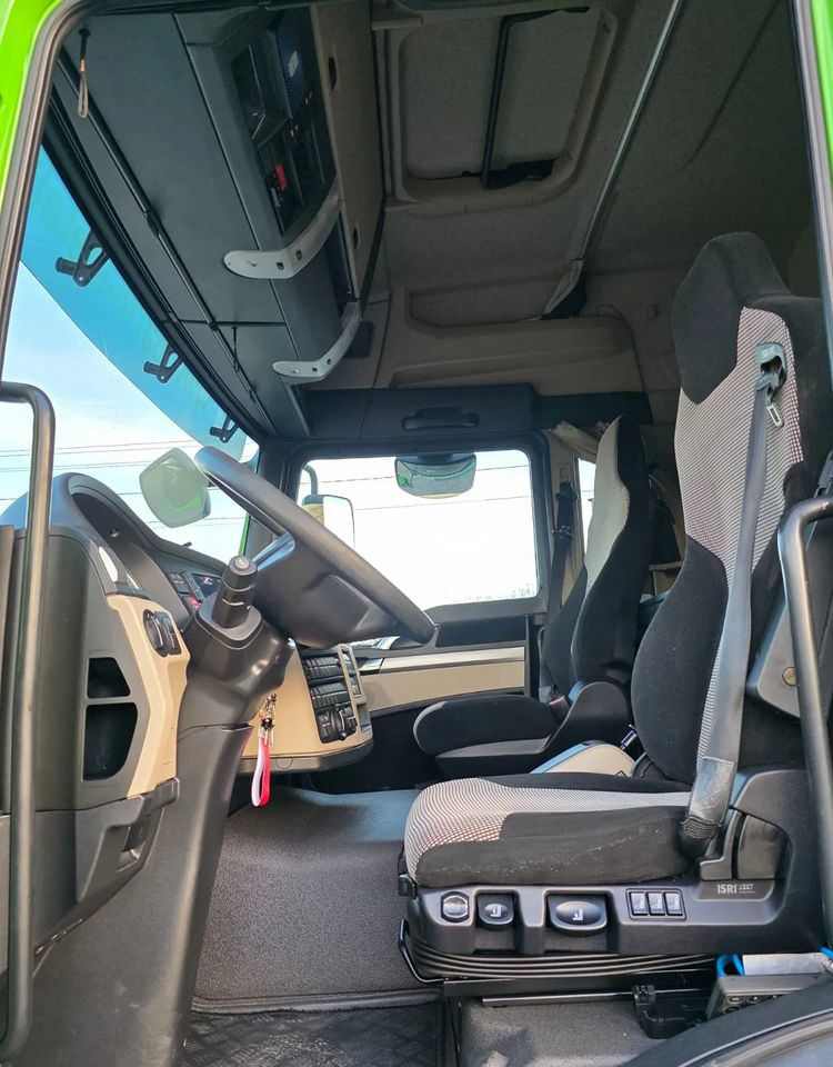 Chladírenský nákladní automobil MAN TGM 18.320 / 18.290 / 15.290 / IZOTERMA / WINDA / 19PALET / E6 / 08.2018 / LIFT / SPROWADZONY / AUTOMAT / SYPIALKA / PIERWSZY WŁAŚCICIEL / BOCZNE DRZWI / STAN BARDZO DOBRY: obrázek 19 Chladírenský nákladní automobil MAN TGM 18.320 / 18.290 / 15.290 / IZOTERMA / WINDA / 19PALET / E6 / 08.2018 / LIFT / SPROWADZONY / AUTOMAT / SYPIALKA / PIERWSZY WŁAŚCICIEL / BOCZNE DRZWI / STAN BARDZO DOBRY: obrázek 19