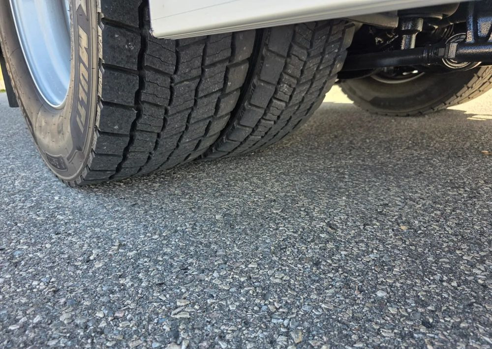 Chladírenský nákladní automobil MAN TGM 18.340 / 18.290 / 15.290 / IZOTERMA / WINDA / 19PALET /E6  / SPROWADZONY / AUTOMAT / SYPIALKA / PIERWSZY WŁAŚCICIEL / BOCZNE DRZWI / STAN BARDZO DOBRY: obrázek 20