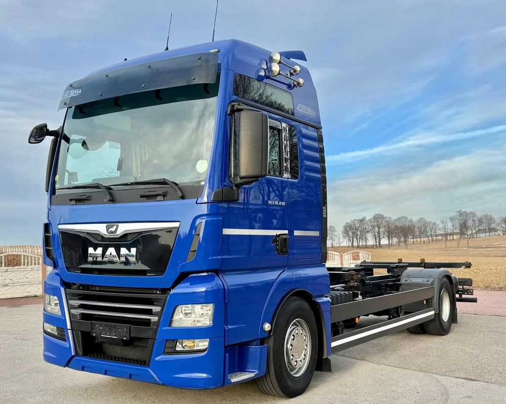 MAN TGX 18.430/SPROWADZONY/DO ŻYWCA/DO BYDŁA/2020/KLIMA POSTOJOWA/SERWISOWANY/JAK NOWY/NISKI PRZEBIEG/RAMA/BDF/E6 - Podvozek s kabinou: obrázek 2 MAN TGX 18.430/SPROWADZONY/DO ŻYWCA/DO BYDŁA/2020/KLIMA POSTOJOWA/SERWISOWANY/JAK NOWY/NISKI PRZEBIEG/RAMA/BDF/E6 - Podvozek s kabinou: obrázek 2