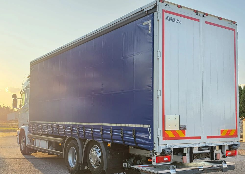 Scania G360 / BURTO-FIRANKA / 3 OSIE / WINDA / 20PALET / E6 / SYPIALNA KABINA / SPROWADZONY / JAK NOWA PRZEBIEG 490TYŚ / ŁADOWNOŚĆ 14500KG / - Plachtový nákladní auto: obrázek 4 Scania G360 / BURTO-FIRANKA / 3 OSIE / WINDA / 20PALET / E6 / SYPIALNA KABINA / SPROWADZONY / JAK NOWA PRZEBIEG 490TYŚ / ŁADOWNOŚĆ 14500KG / - Plachtový nákladní auto: obrázek 4