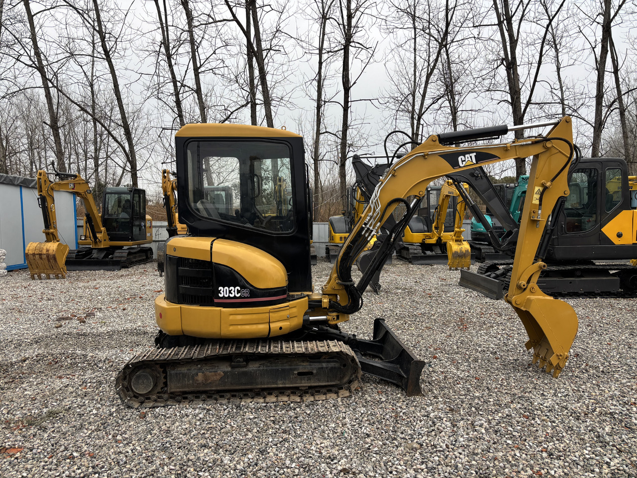CAT 303 CR Caterpillar 303CCR imported excavator - Mini rýpadlo: obrázek 1 CAT 303 CR Caterpillar 303CCR imported excavator - Mini rýpadlo: obrázek 1