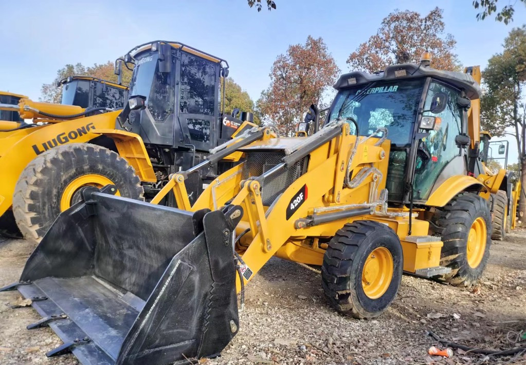 CAT 420 F Caterpillar 420F backhoe loader - Rýpadlo-nakladač: obrázek 3 CAT 420 F Caterpillar 420F backhoe loader - Rýpadlo-nakladač: obrázek 3