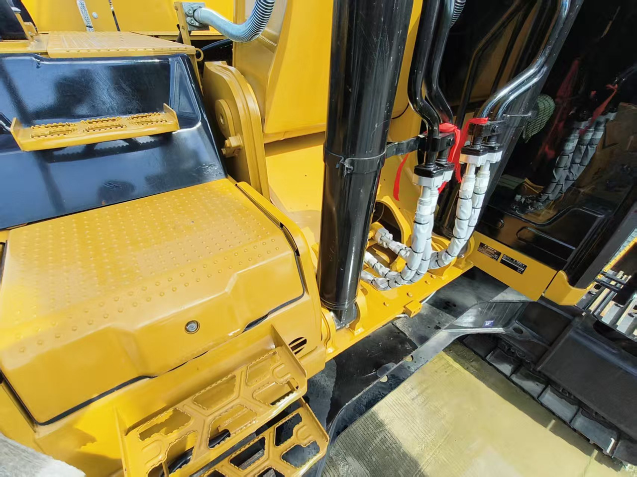 Pásové rýpadlo CATERPILLAR CAT336DL: obrázek 8 Pásové rýpadlo CATERPILLAR CAT336DL: obrázek 8