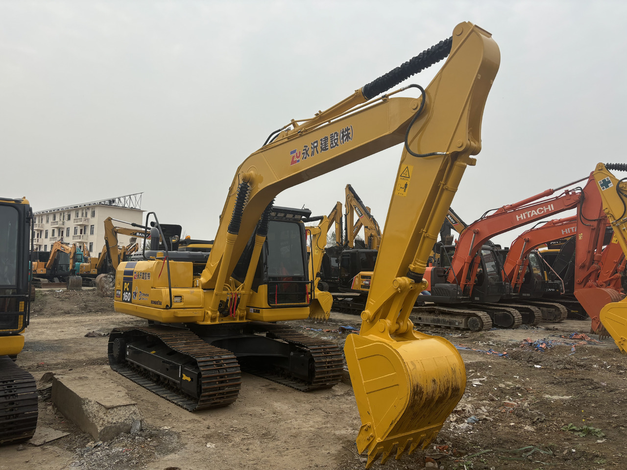 KOMATSU PC160 - Pásové rýpadlo: obrázek 3 KOMATSU PC160 - Pásové rýpadlo: obrázek 3