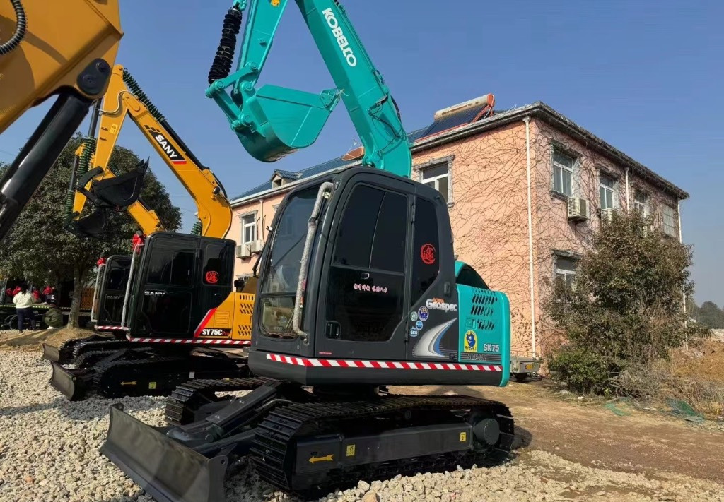 Kobelco SK 75 KOBELCO SK75-8 - Mini rýpadlo: obrázek 1 Kobelco SK 75 KOBELCO SK75-8 - Mini rýpadlo: obrázek 1