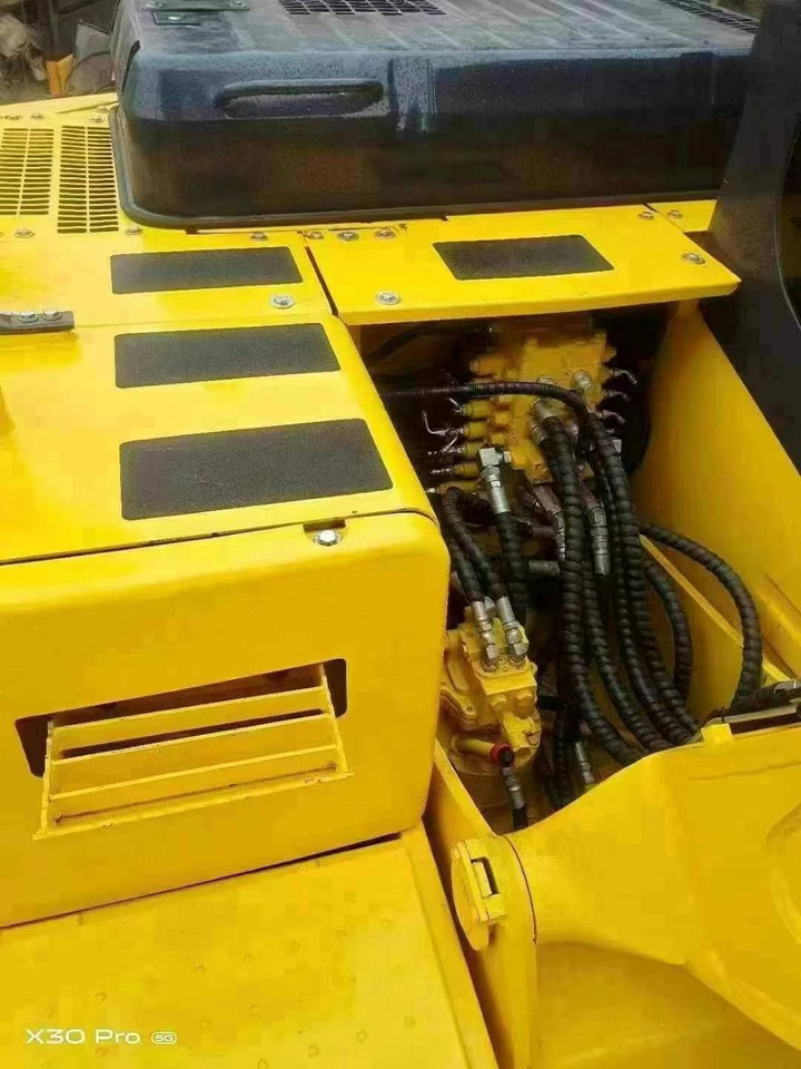 Komatsu PC 130-7 PC130 PC130-7 - Pásové rýpadlo: obrázek 5 Komatsu PC 130-7 PC130 PC130-7 - Pásové rýpadlo: obrázek 5