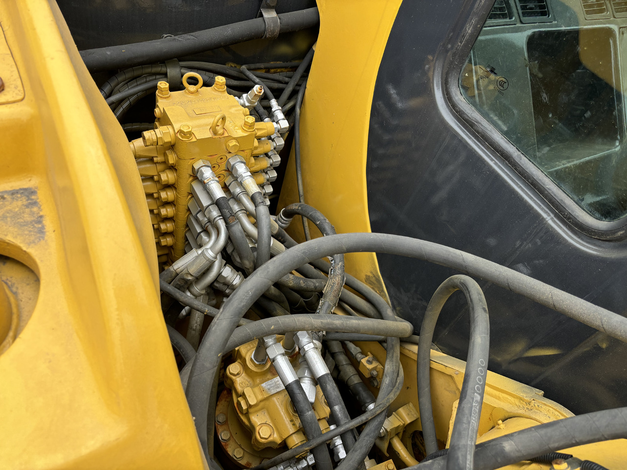 Komatsu PC 60-7 - Mini rýpadlo: obrázek 5 Komatsu PC 60-7 - Mini rýpadlo: obrázek 5