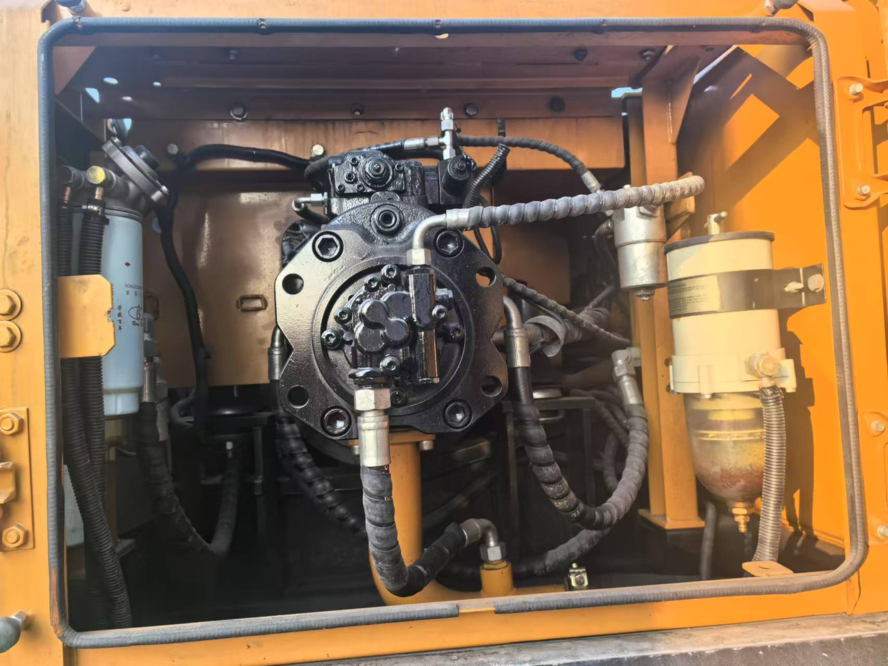 Sany SY 365 H SY365 - Pásové rýpadlo: obrázek 3 Sany SY 365 H SY365 - Pásové rýpadlo: obrázek 3