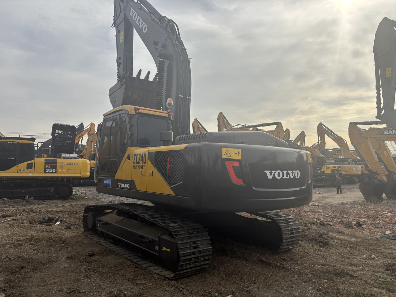Volvo EC 240 - Pásové rýpadlo: obrázek 4 Volvo EC 240 - Pásové rýpadlo: obrázek 4
