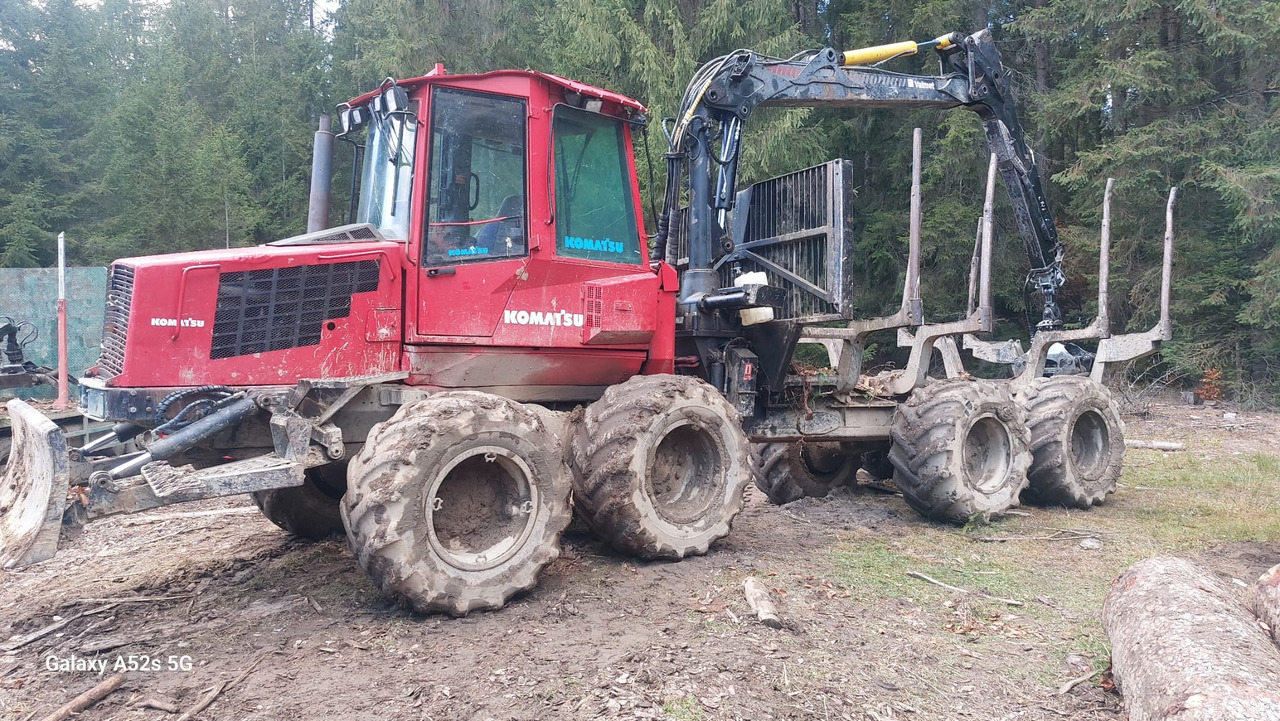 VALMET 840.2 - Vyvážecí souprava: obrázek 1 VALMET 840.2 - Vyvážecí souprava: obrázek 1