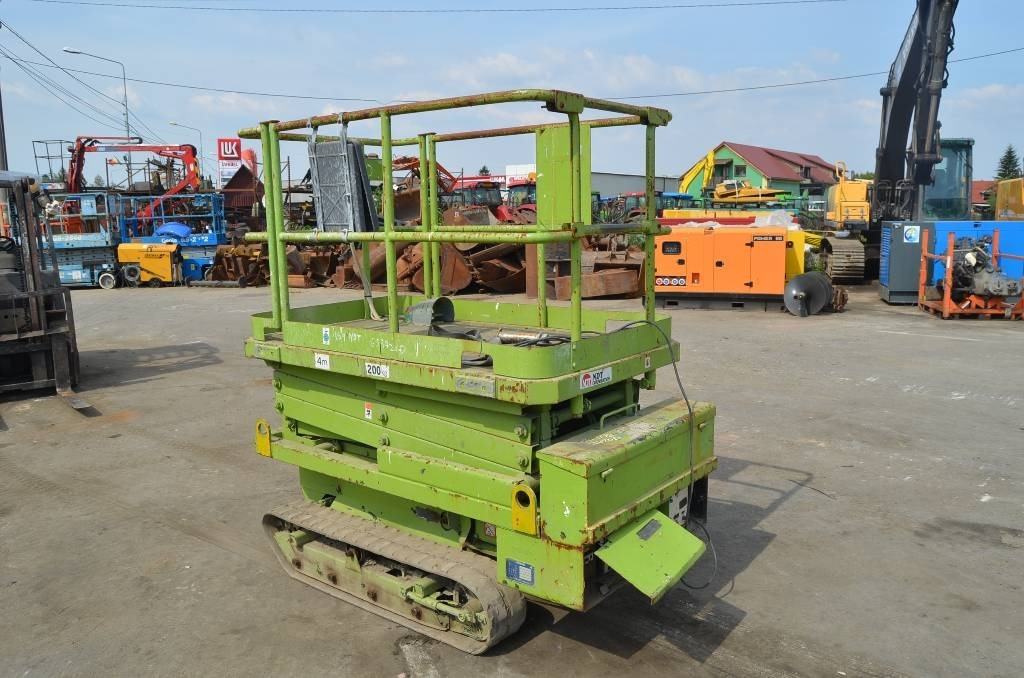 Aichi RV 041 - Nůžková plošina: obrázek 3 Aichi RV 041 - Nůžková plošina: obrázek 3