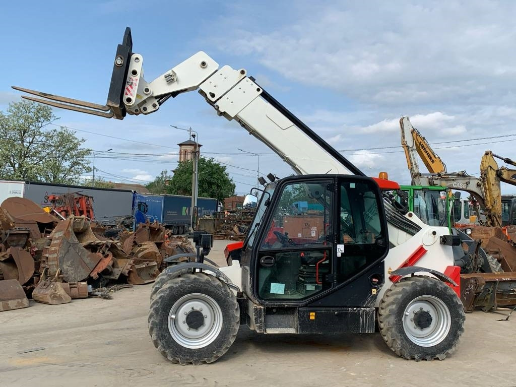 Ammann ATO0935 - Teleskopický manipulátor: obrázek 3 Ammann ATO0935 - Teleskopický manipulátor: obrázek 3
