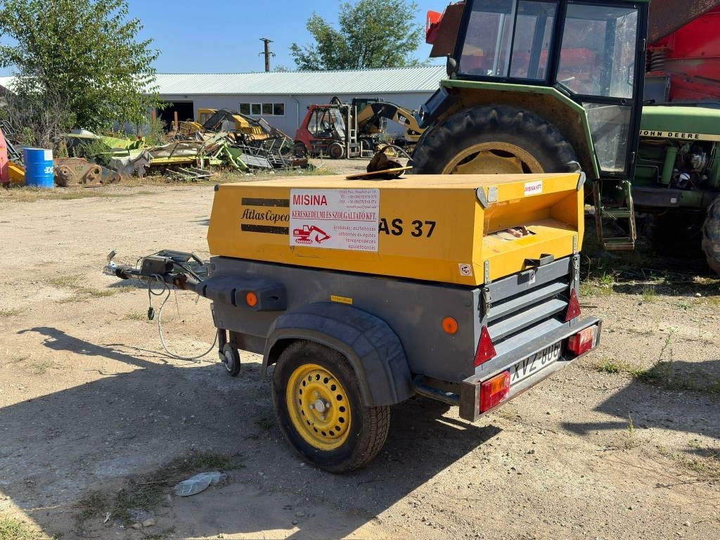 Atlas Copco XAS 37 - Mobilní kompresor: obrázek 2 Atlas Copco XAS 37 - Mobilní kompresor: obrázek 2