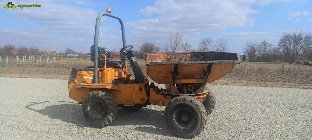 Benford 3000 DF - Mini-sklápěčka: obrázek 4 Benford 3000 DF - Mini-sklápěčka: obrázek 4