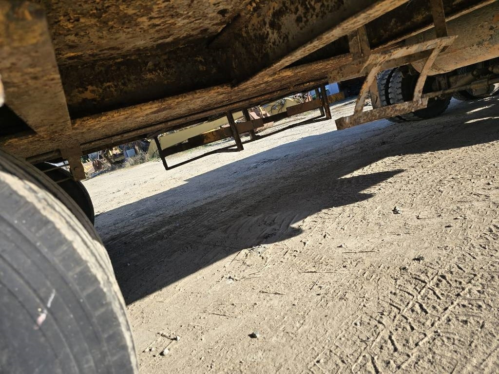 Bertoja 3 - Podvalníkový návěs: obrázek 4 Bertoja 3 - Podvalníkový návěs: obrázek 4