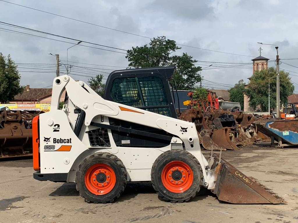 Bobcat S 570 - Smykový nakladač: obrázek 5 Bobcat S 570 - Smykový nakladač: obrázek 5