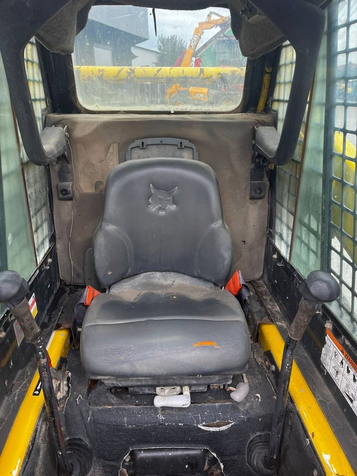 Bobcat T 190 - Smykem řízený nakladač pásový: obrázek 5 Bobcat T 190 - Smykem řízený nakladač pásový: obrázek 5
