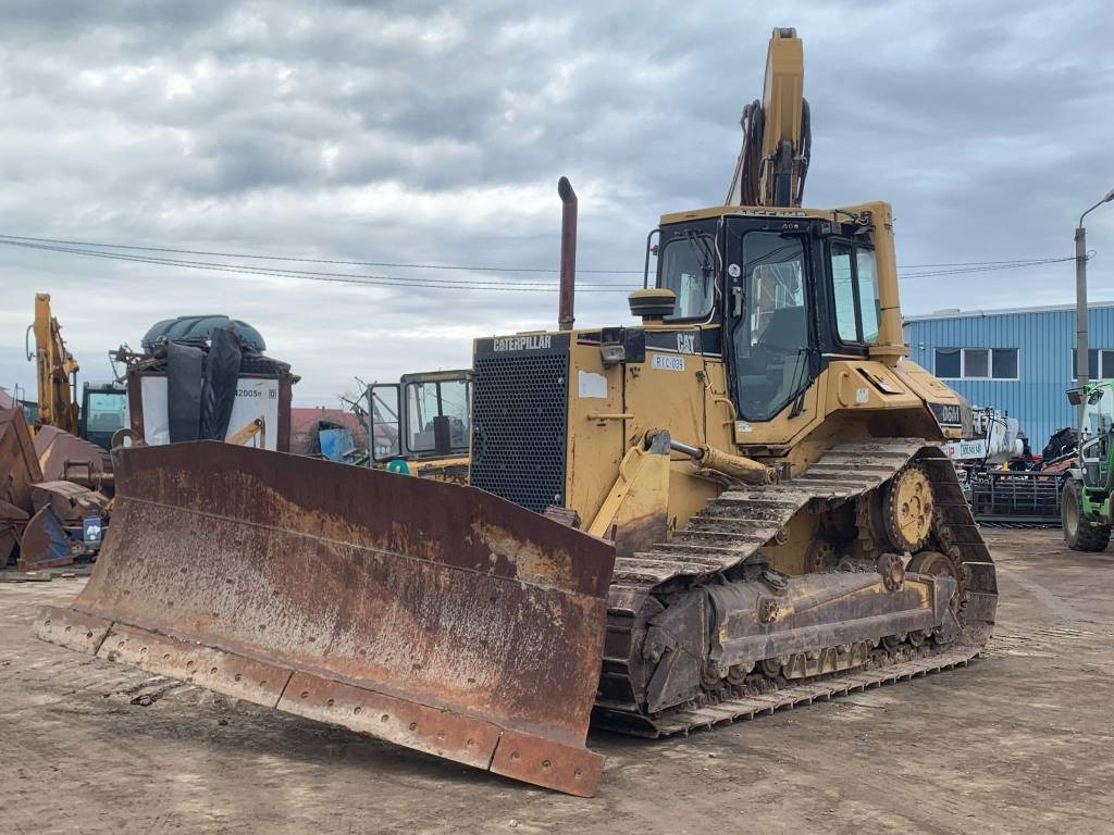 CAT D 6 M XL - Buldozer: obrázek 1 CAT D 6 M XL - Buldozer: obrázek 1