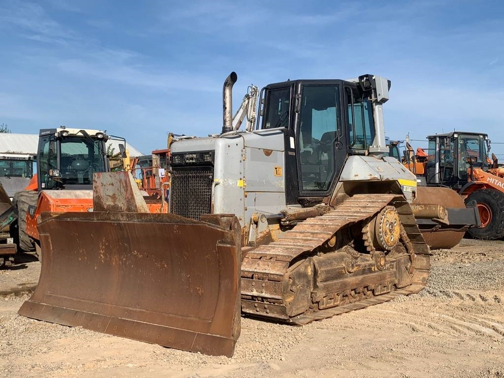 CAT D 6 N - Buldozer: obrázek 1 CAT D 6 N - Buldozer: obrázek 1