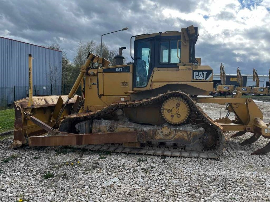 CAT D 6 T LGP - Buldozer: obrázek 3 CAT D 6 T LGP - Buldozer: obrázek 3