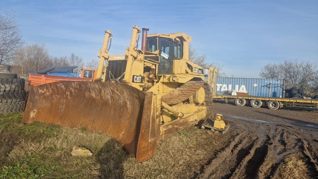CAT D 8 L - Buldozer: obrázek 2 CAT D 8 L - Buldozer: obrázek 2